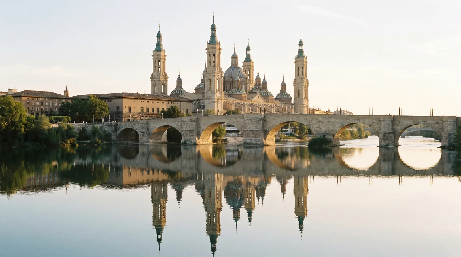 Boda en Zaragoza, Aragón — guía completa Wedded